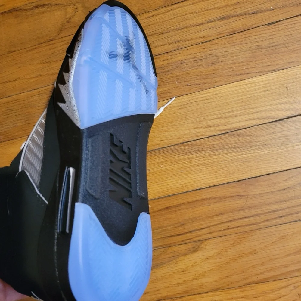 Jordan 5 Retro OG - Picture 4 of 8